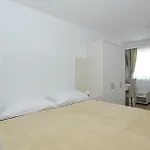 Apartamento In *